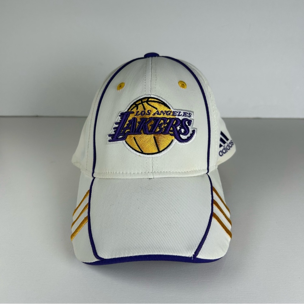 NBA Los Angeles Lakers Adidas Adult Flex Fit Structured Cap Hat Beanie white